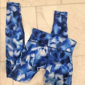 Lululemon Wunder Under Pant size 2